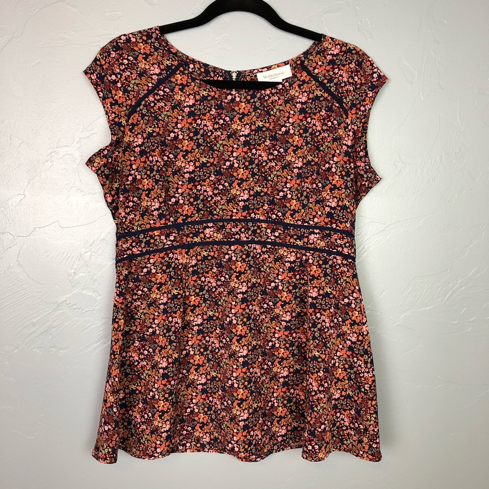 🐢Motherhood Maternity floral blouse size S